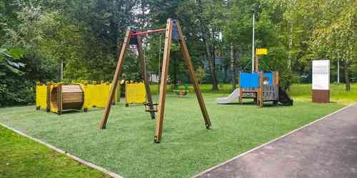 В Зеленограде в рамках программы «Мой район» появляются новые места для отдыха, современные спортивные и детские площадки. 
